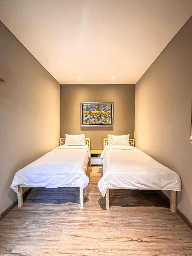 Lugano Arte Homestay جاكرتا المظهر الخارجي الصورة